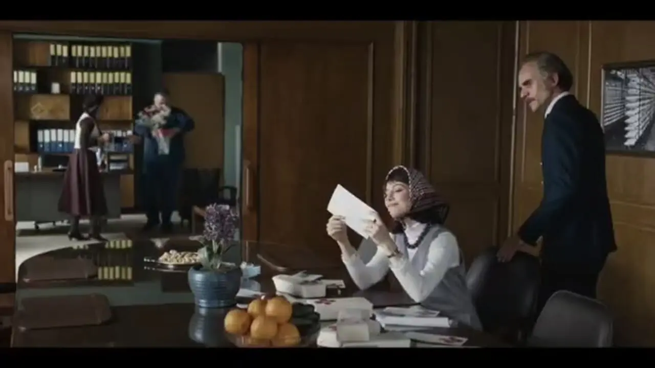 بوسه بابک حمیدیان بر سر مهسا حجازی