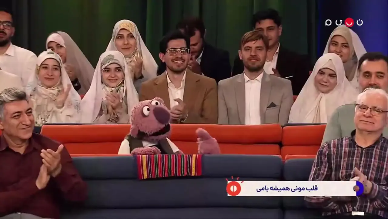 سپند امیرسلیمانی و مونا کرمی زمان تولد پسرشان را اعلام کردند‌